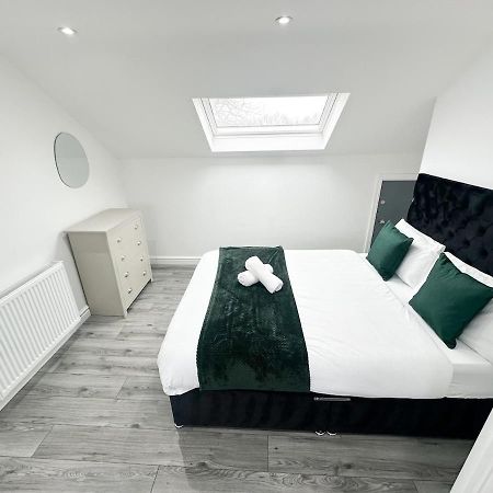 Contractors Dream, 4 Bedroom 2 Bathroom Liverpool Exterior foto